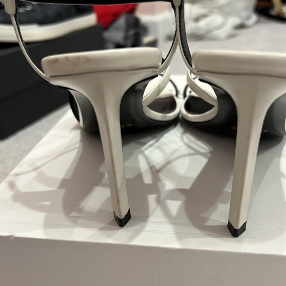 Celine size 38 (8us) beautiful white and black feathered sides. - Picture 6 of 11